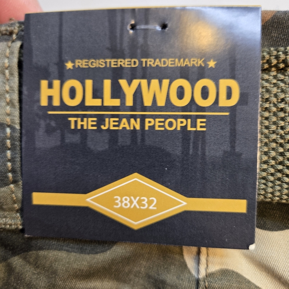 NWT Hollywood Camoflage Cargo Pants 38x32 - Picture 2 of 9